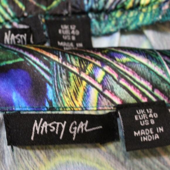 Nasty Gal Peacock Feather Print Button Down Shirt & Shorts Set Size 8 - Picture 5 of 5